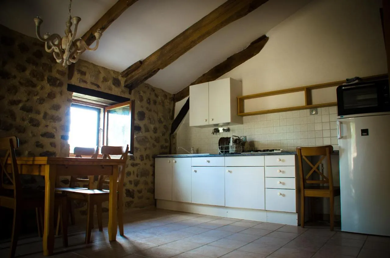 Le Petit Rias Gite Soleil Saint Maurice en Chalencon
