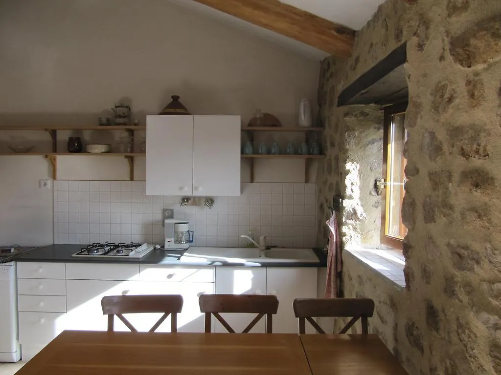 Le Petit Rias Gite Soleil Saint Maurice en Chalencon