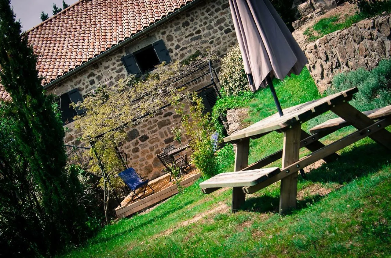 Le Petit Rias Gite Soleil Saint Maurice en Chalencon 0*,